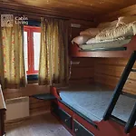 Cozy At With Sauna, Hot Tub & Fireplace *