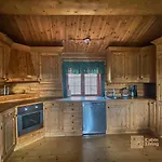 Cozy At With Sauna, Hot Tub & Fireplace 度假居 Beitostolen